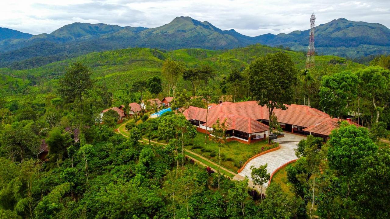 Pranavam Resort & Spa Tariyod Bagian luar foto
