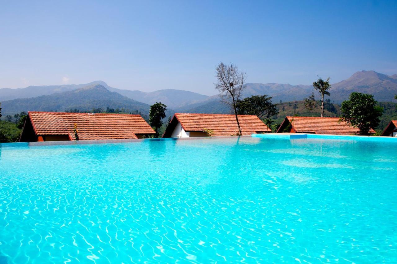Pranavam Resort & Spa Tariyod Bagian luar foto