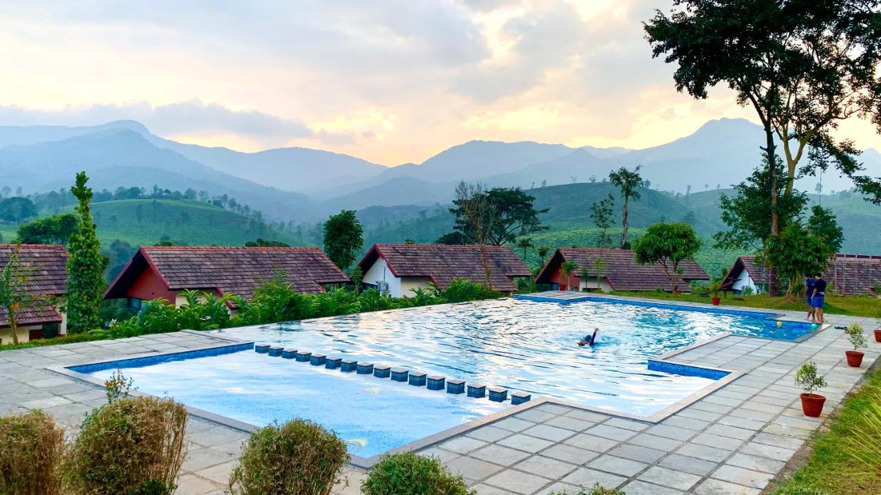 Pranavam Resort & Spa Tariyod Bagian luar foto
