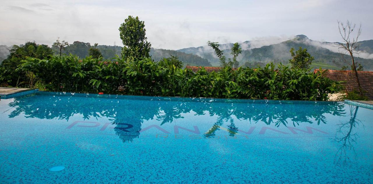 Pranavam Resort & Spa Tariyod Bagian luar foto