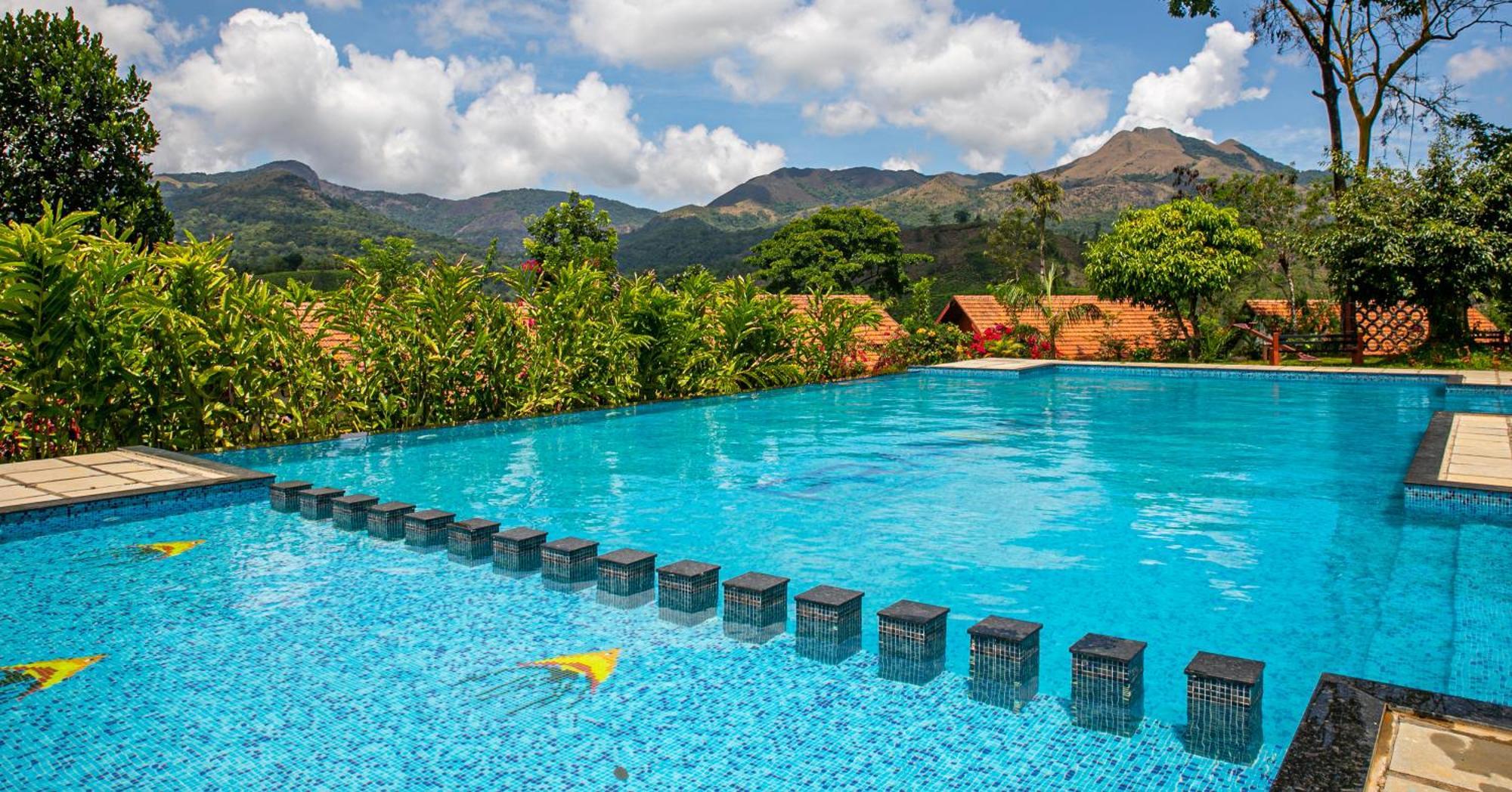 Pranavam Resort & Spa Tariyod Bagian luar foto