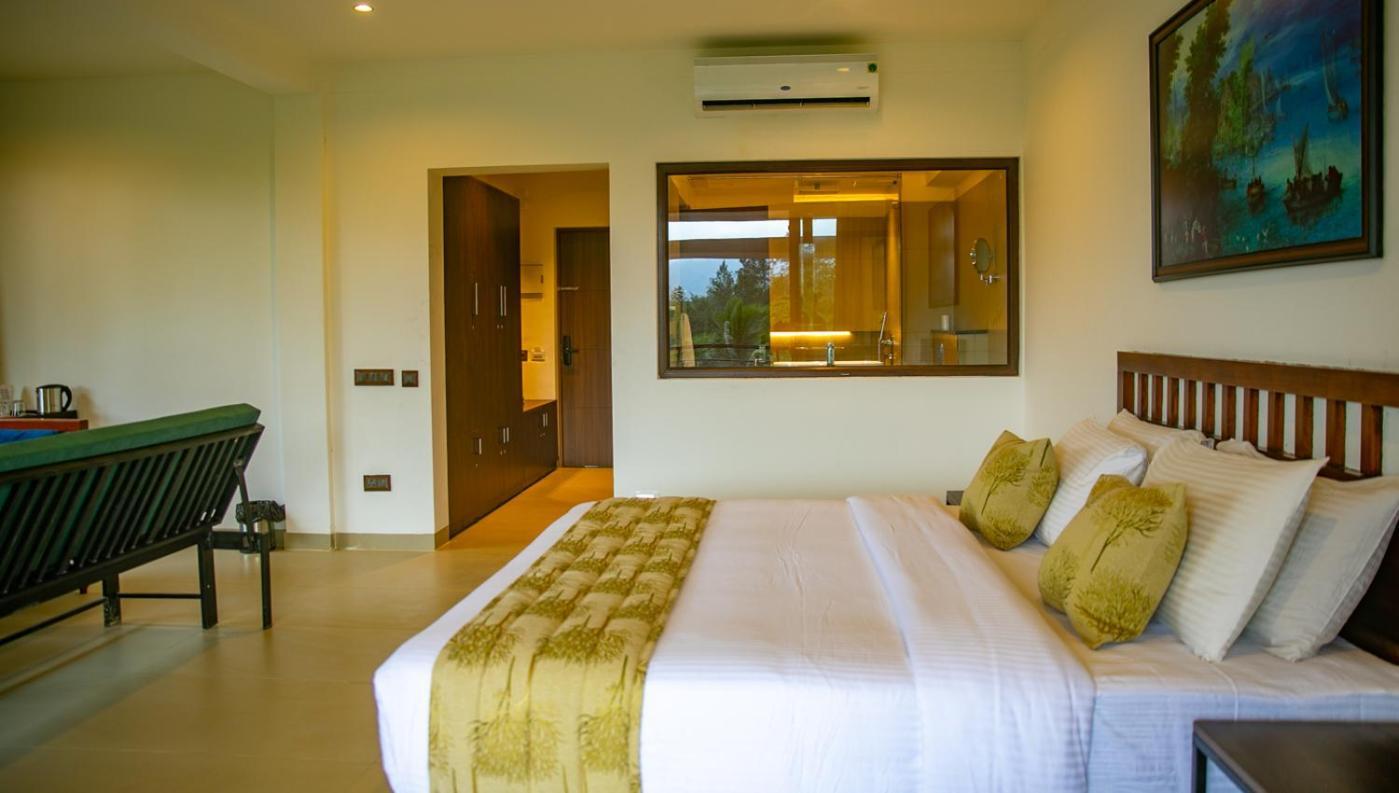 Pranavam Resort & Spa Tariyod Bagian luar foto