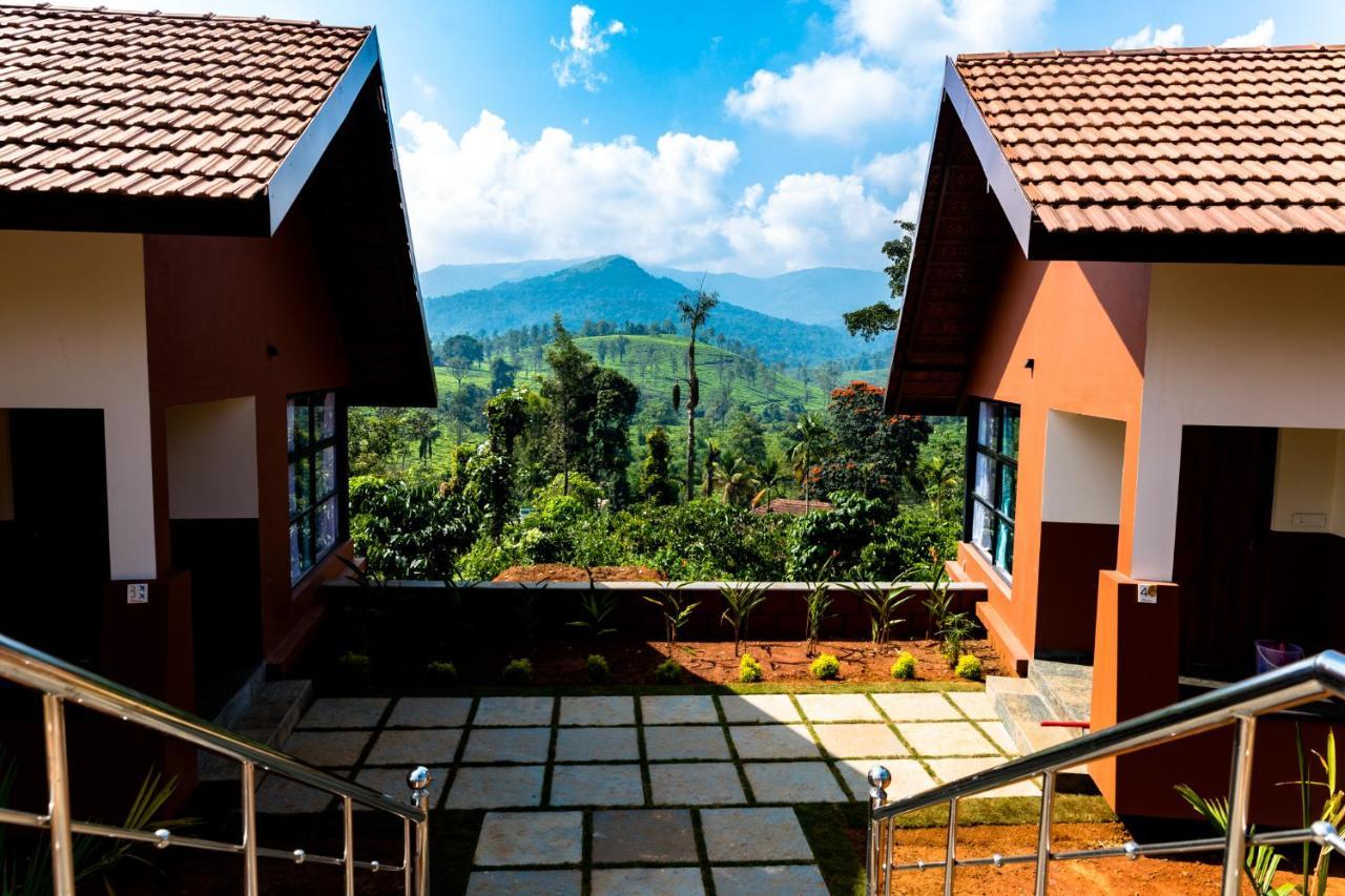 Pranavam Resort & Spa Tariyod Bagian luar foto
