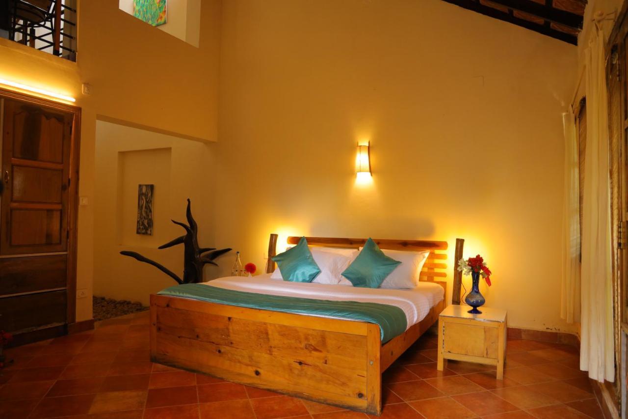 Pranavam Resort & Spa Tariyod Bagian luar foto